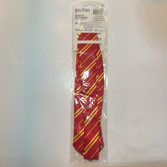 Harry Potter GRYFFINDOR TIE 4+ - Picture 4 of 4